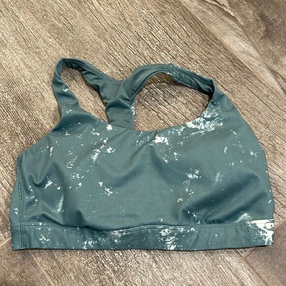 Green Marble Sports Bra - Picture 1 of 3